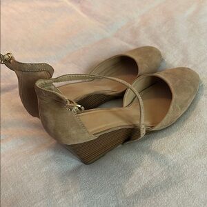 Elegant Tan Wedge Heels